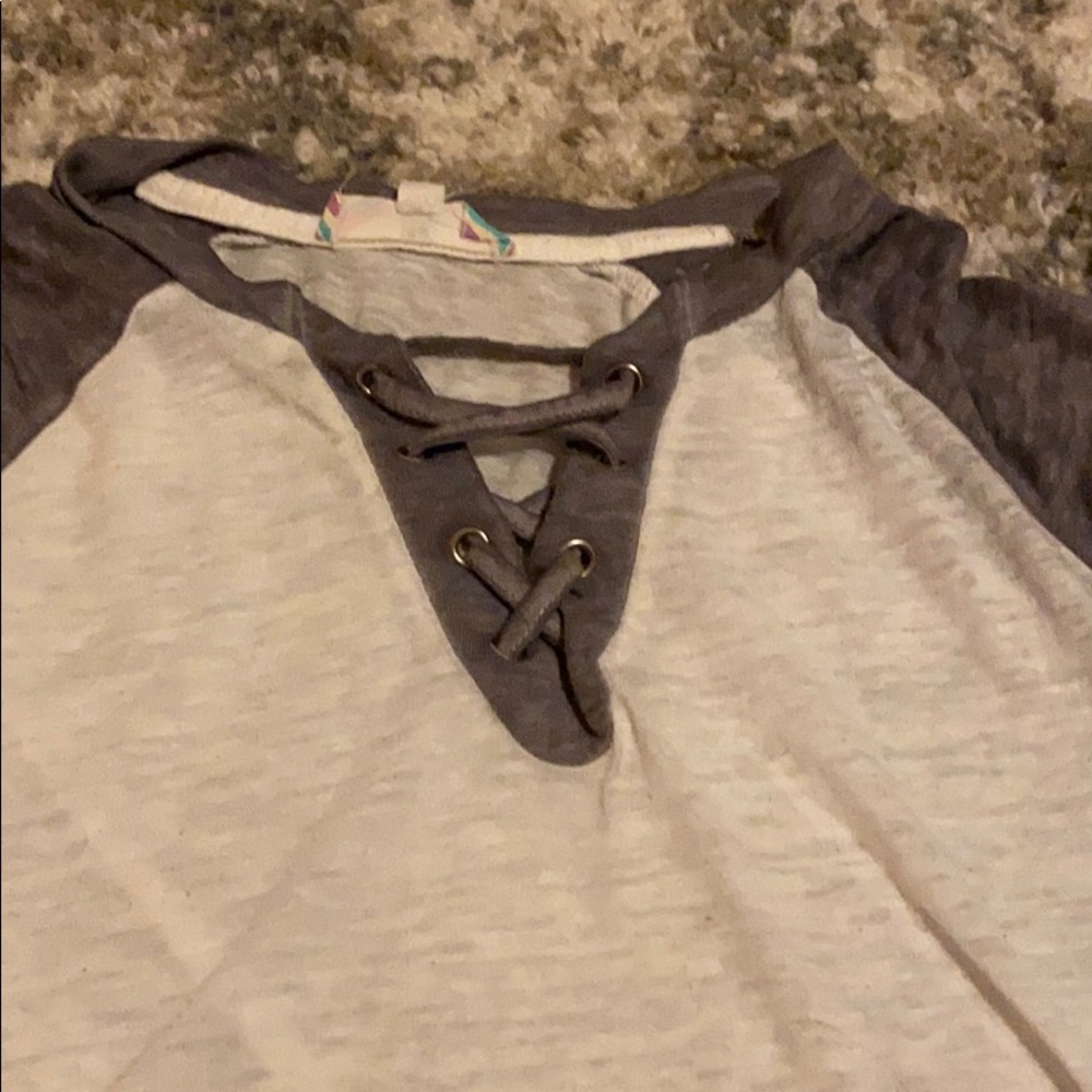 Shirt - Picture 4 of 4